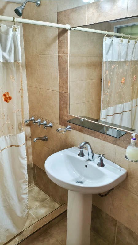 Baño equipado del Apart Doble