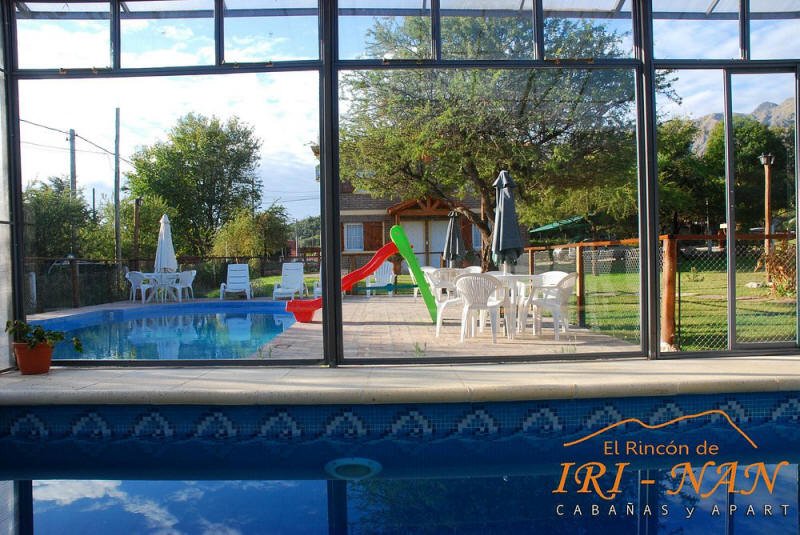 Piscina climatizada de El Rincón de Iri Nan