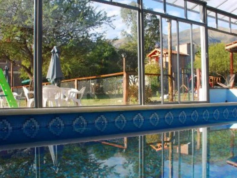 Piscina climatizada de El Rincón de Iri Nan